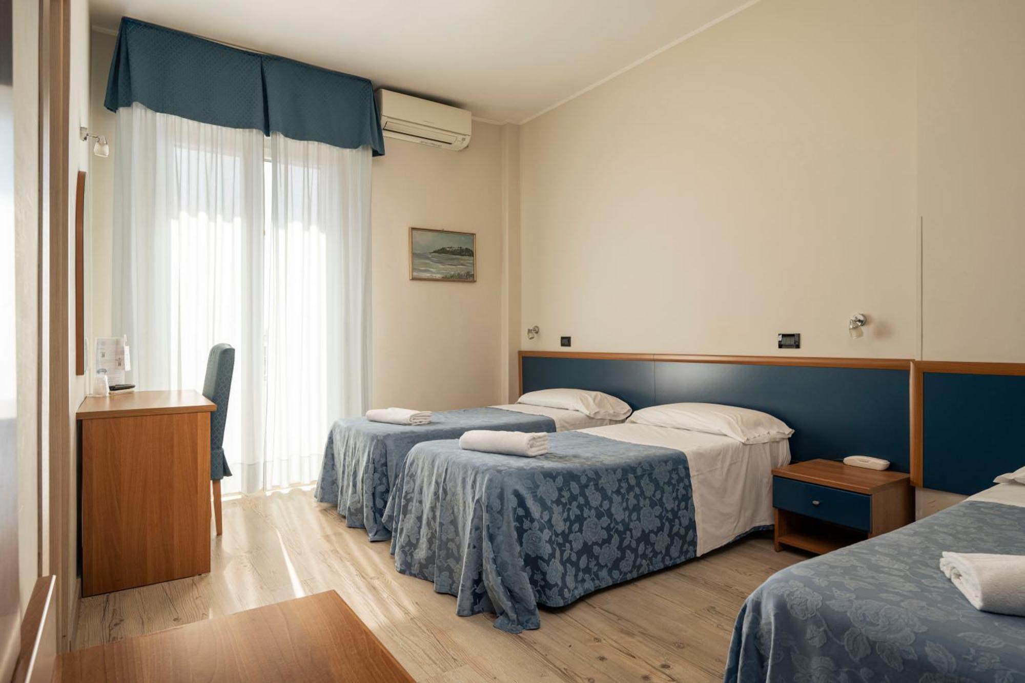 Hotel Mondial Порто-Реканаті Екстер'єр фото